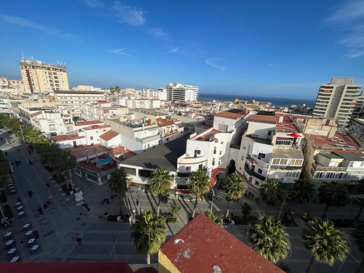 Zelun Suite Torremolinos Center Exterior foto